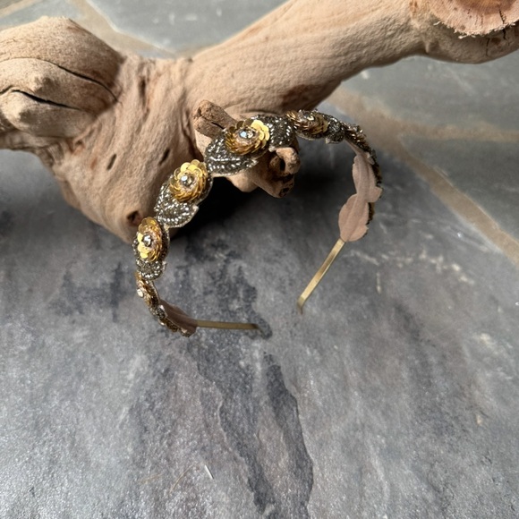 New🌟Anthropologie-Elegant Gold and Silver Embellished Headband - Picture 6 of 6